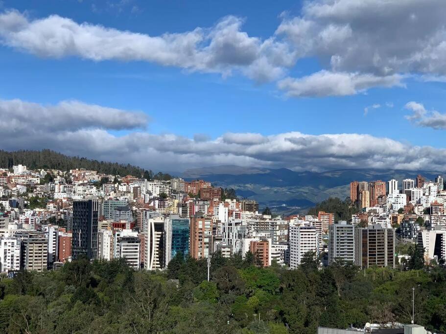 Confort Suite La Carolina Quito Exterior photo